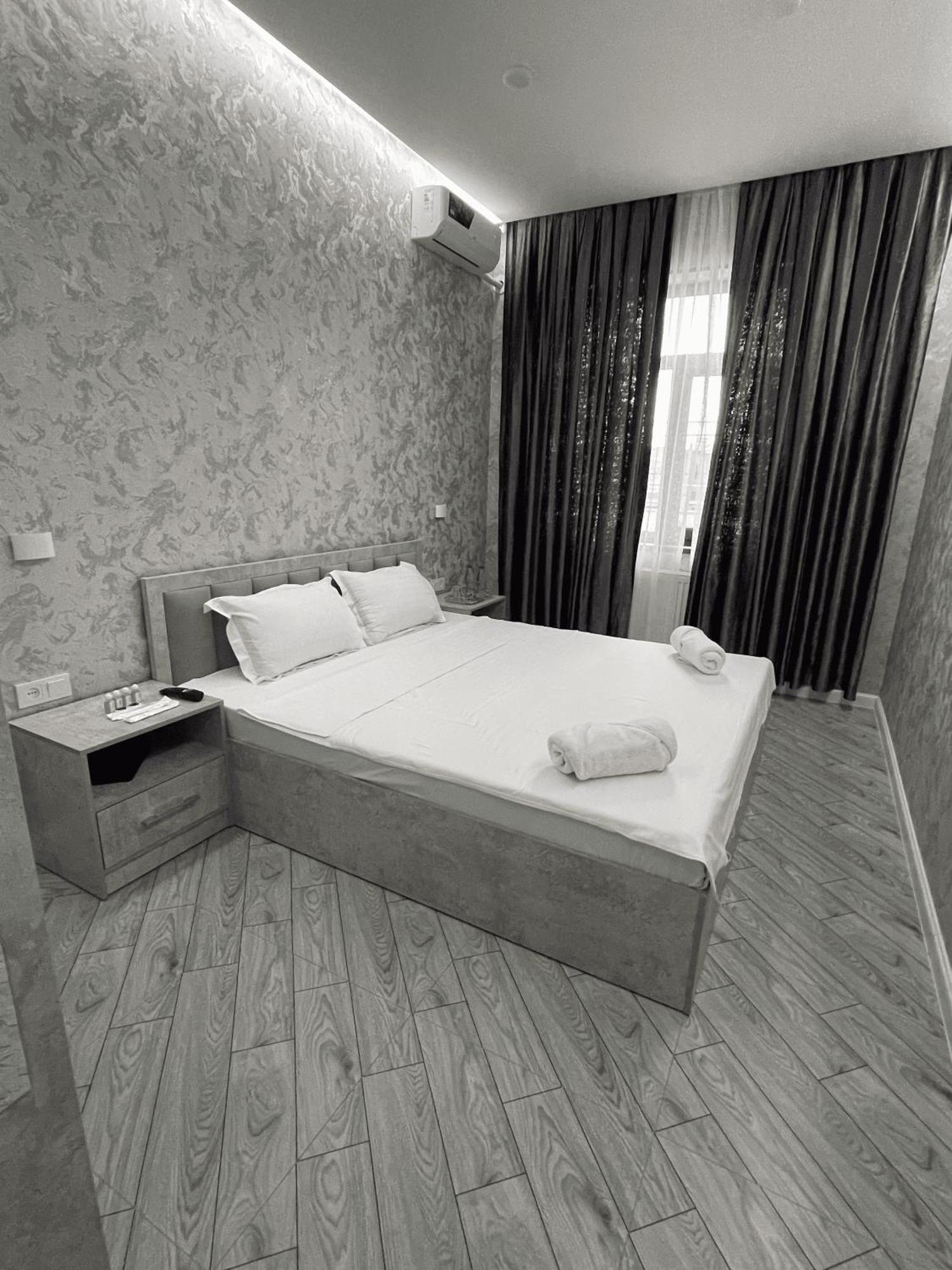 Revel Hotel Tashkent Exterior photo